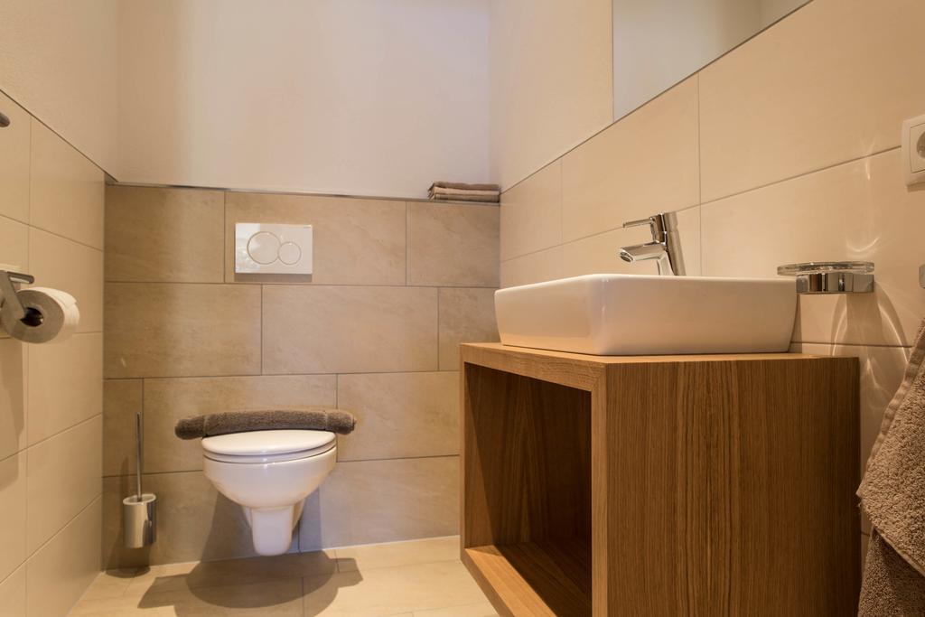 Slow Living Suite - Ferienwohnung Mit Privater Sauna & Garten Fiss Exteriör bild