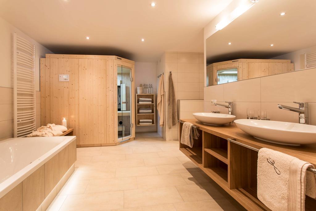 Slow Living Suite - Ferienwohnung Mit Privater Sauna & Garten Fiss Exteriör bild