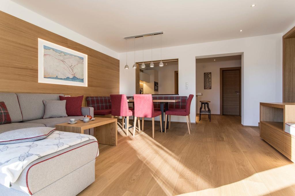 Slow Living Suite - Ferienwohnung Mit Privater Sauna & Garten Fiss Exteriör bild